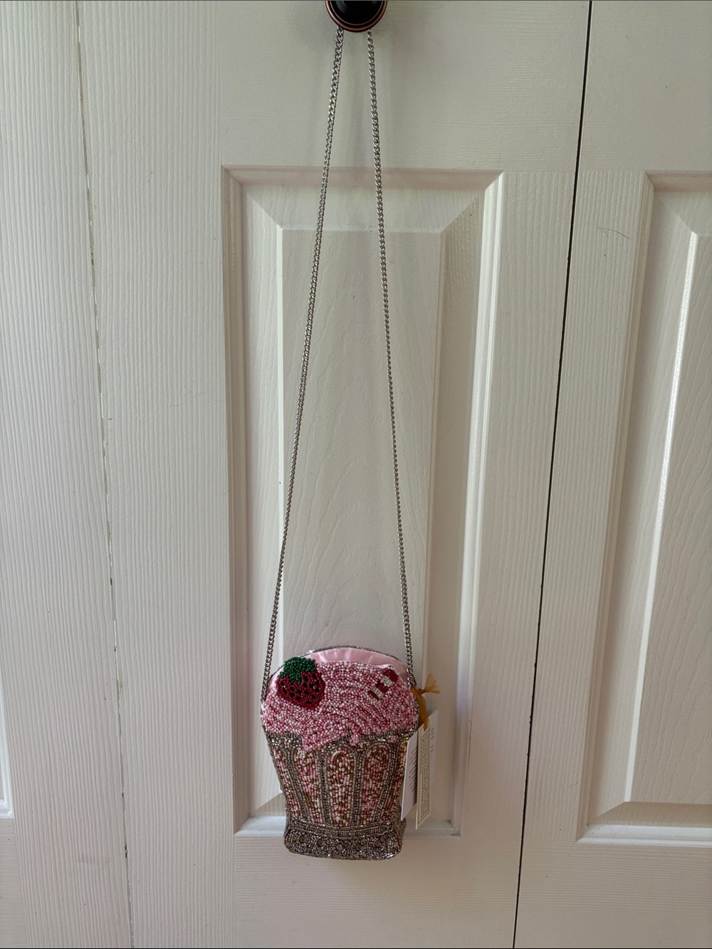 Made in India Beaded Pink and Silver Strawberry Milkshake Crossbody Bag - Picture 6 of 12